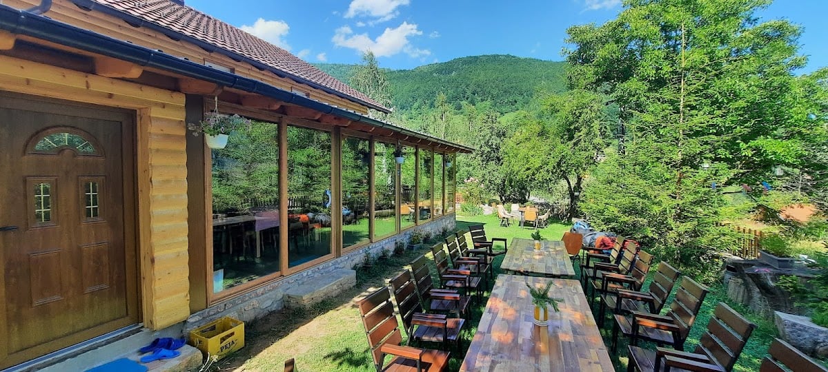 Guest House Shqiponja
