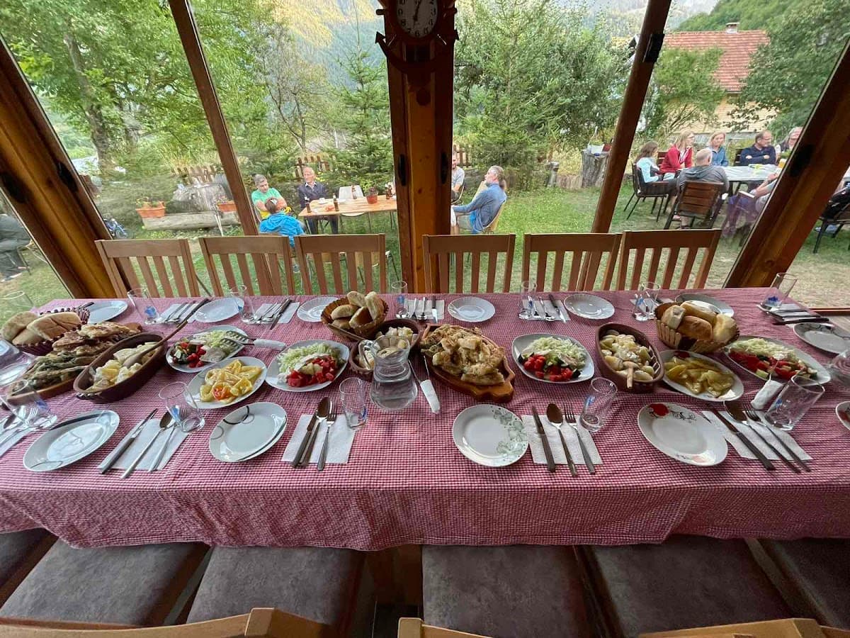 Guest House Shqiponja photo 5