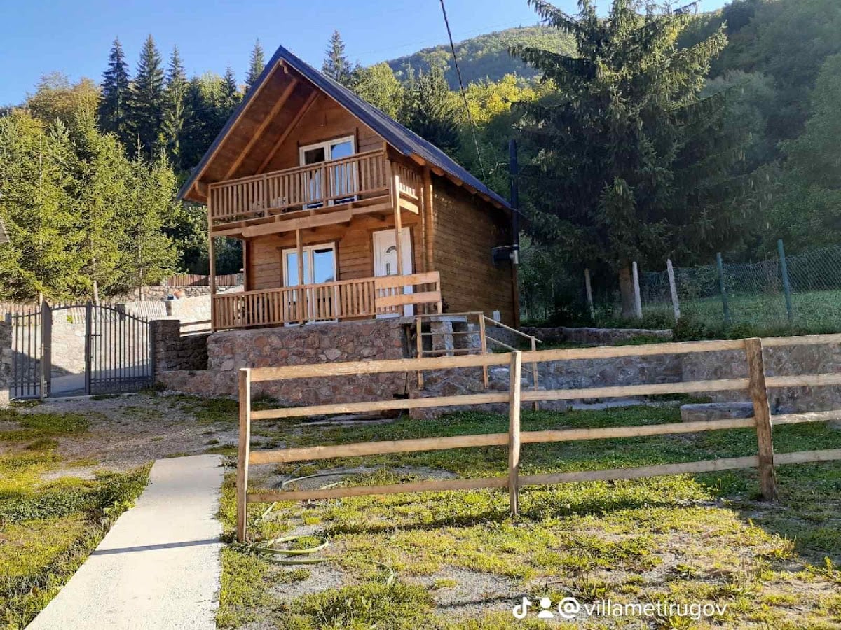 Villas Meti Rugove